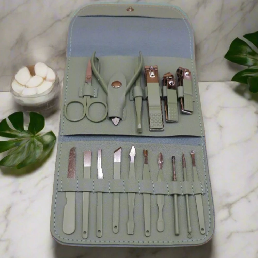 16 Pcs Manicure Pedicure Kit